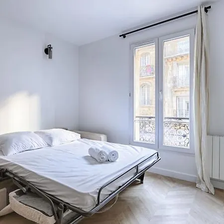 Saussier Ternes Charming 4p Paris