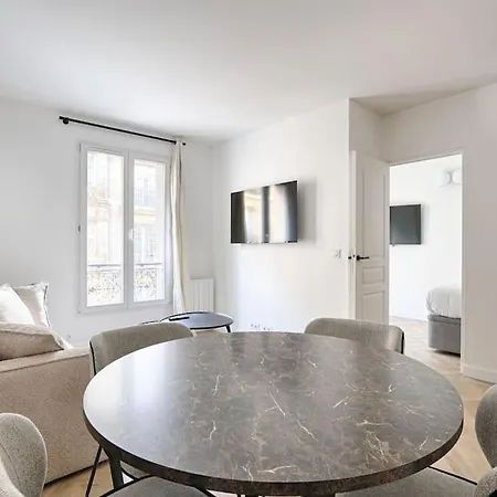 Apartman Saussier Ternes Charming 4p *