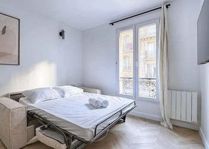 Saussier Ternes Charming 4p Paris